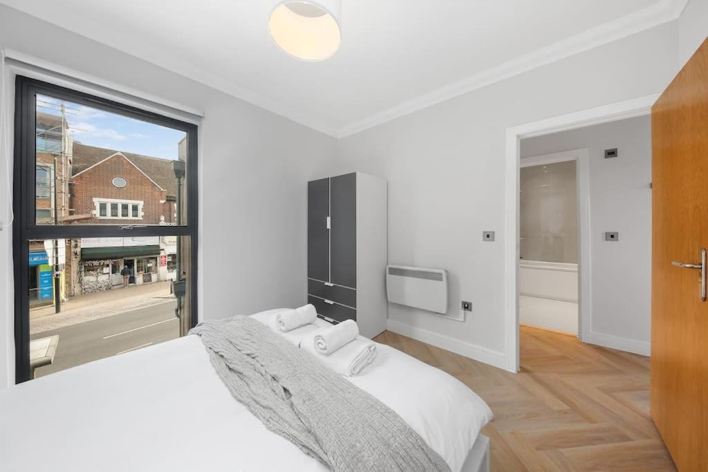 Pleasing 2Bed Flat 10Min To Wimbledon Tennis Court London Exterior foto